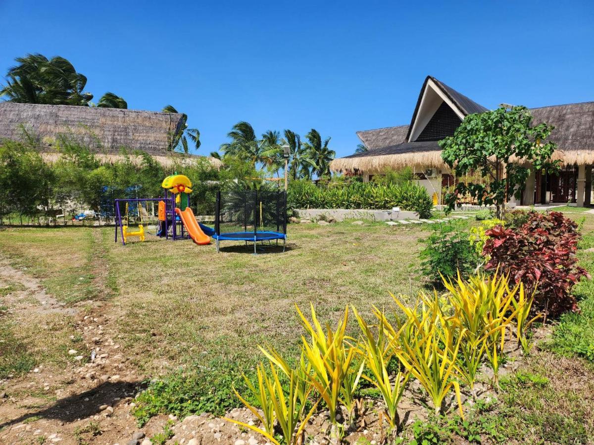 Costa Celine Beach Resort Kinablangan 外观 照片