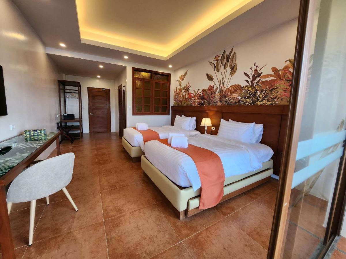 Costa Celine Beach Resort Kinablangan 外观 照片
