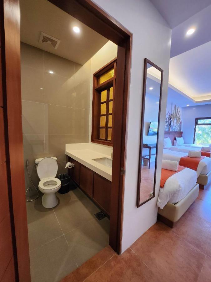 Costa Celine Beach Resort Kinablangan 外观 照片